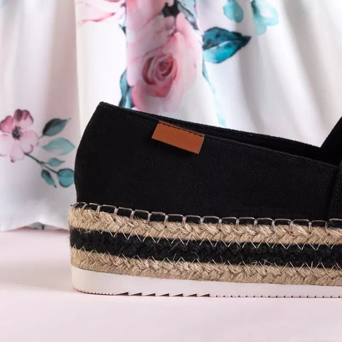 OUTLET Чорні жіночі еспадрільі на платформі Molandia - Туфлі