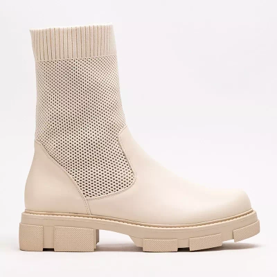 OUTLET Beige durchbrochene Damenstiefeletten Roibu - Schuhe