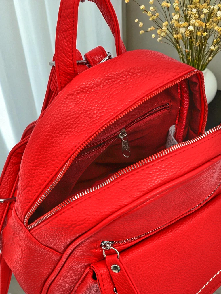 Artemisia Kollektion: Kleiner Damen Rucksack Królewska Moda aus Öko-Leder Rot