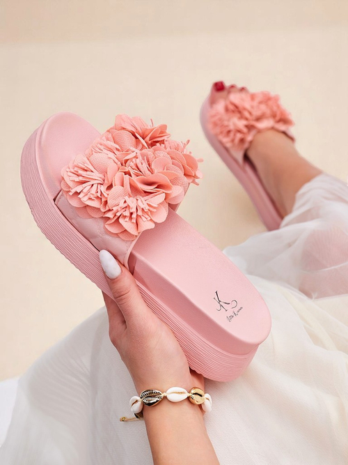 Royalfashion Жіночі сандалі з маленькими квітами Freesia