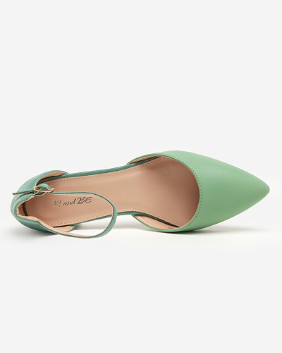 Grüne Damensandalen auf dem unteren Pfosten Areda - Schuhe