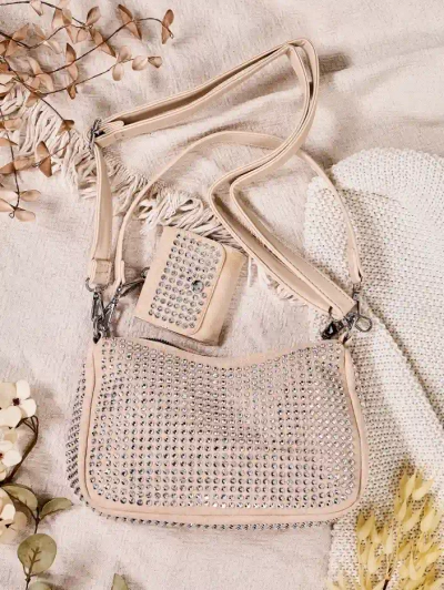 Royalfashion Kleine Damenhandtasche mit Nieten