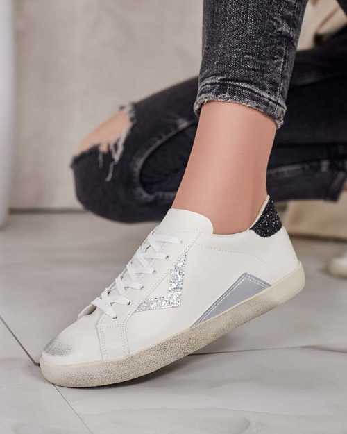 Royalfashion Жіночі спортивні кросівки з прикрасами Ginn