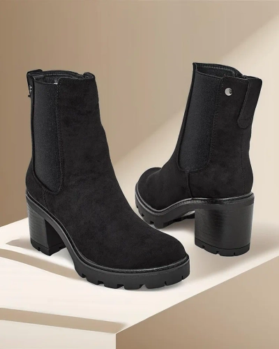 Royalfashion Eko-Wildleder Damen Stiefeletten auf einem Pfosten Weggis