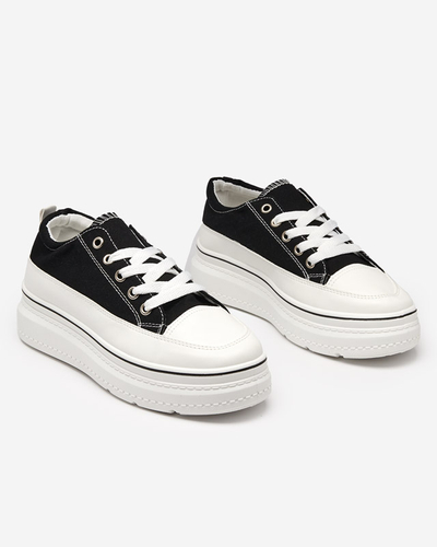 OUTLET Schwarze Damen-Sneakers auf der Veritar-Plattform - Schuhe