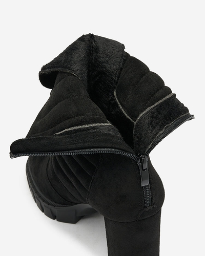 Royalfashion Schwarzer isolierter Damenstiefel Sehhra