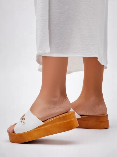 Royalfashion Damensandalen mit Keilabsatz Dalimma