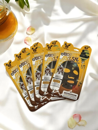 Honig-Gesichtsmaske - spendet Feuchtigkeit, bringt zum Strahlen und strafft