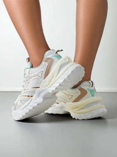 Royalfashion Damen Sportsneaker auf einer dickeren Sohle Nettes
