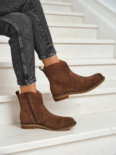 Royalfashion Damen Stiefeletten mit Ajourmuster Toffas