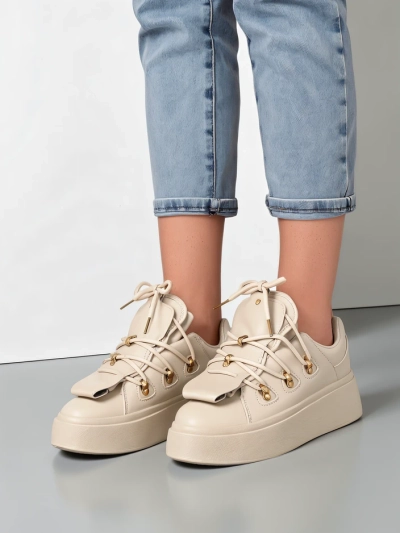 Royalfashion Damensneaker mit dekorativer Zunge Domatories