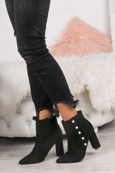 Schwarze Stiefel mit Perlen auf einem hohen Pfosten Maya - Schuhe