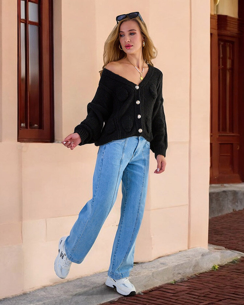 Royalfashion Жіночий трикотажний светр на ґудзиках