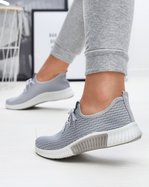 Сірі жіночі тканинні спортивні кросівки Vobbu- Footwear