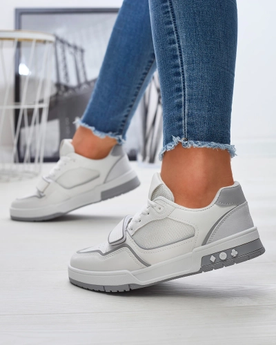 Sportliche Damen-Sneakers in weiß-grauer Farbe Xirrat- Footwear