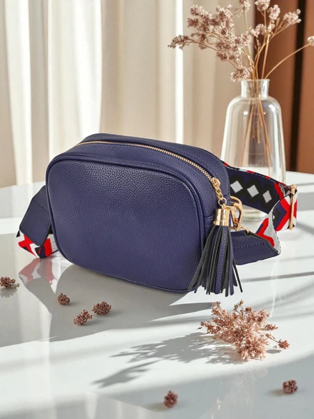 Royalfashion Kleine Damenhandtasche aus Öko-Leder mit buntem Riemen Kovi Lace