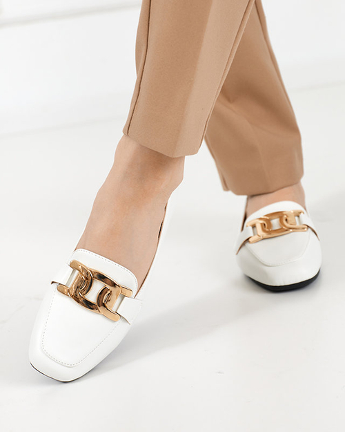 OUTLET Жіночі білі лофери Melukia - Туфлі