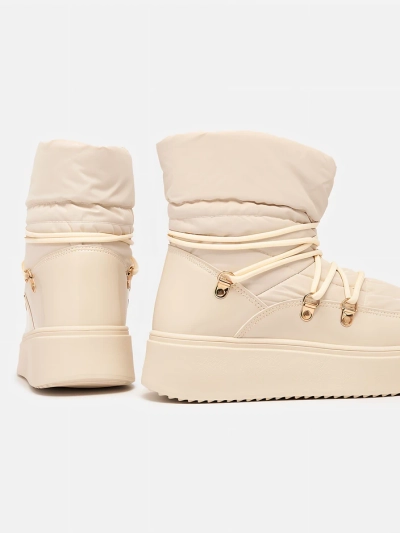 Royalfashion Damen Schlupf-Schneestiefel in Cremefarbe Dabenda