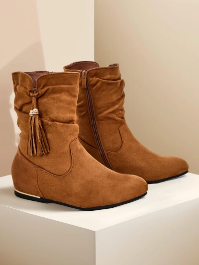Royalfashion Eko - Wildleder-Stiefeletten auf verdecktem Keilabsatz Lovely