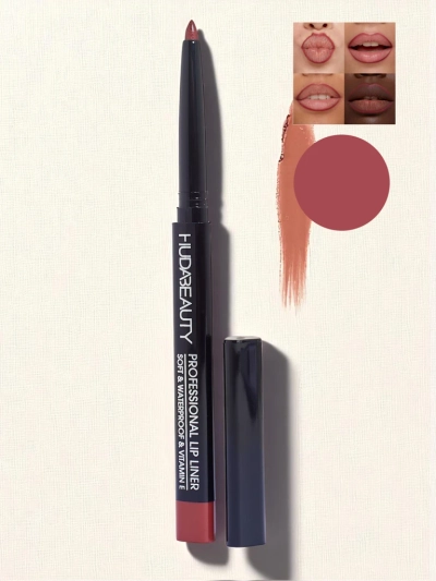 Lippenkonturenstift in der Farbe Rostiges Karmin