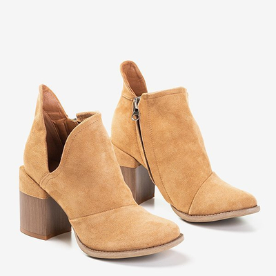 Hellbraune Damenstiefeletten mit Cintura-Ausschnitten - Schuhe 1