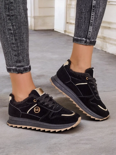 Royalfashion Утеплені кросівки для жінок з хутром Борис