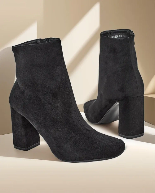 Жіночі чоботи на щиколотку з еко-замші Royalfashion на пості Еморо