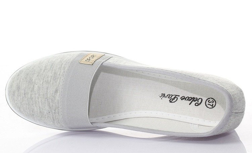 Szare trampki na koturnie - Obuwie