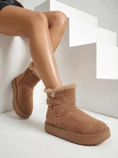 Royalfashion Kurze Damenstiefel im Schneestiefel-Stil Winter Crest