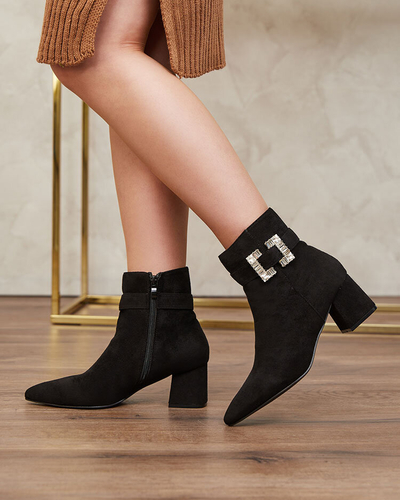 Royalfashion Schwarze Damenstiefel mit niedrigem Stöckelabsatz Masemart