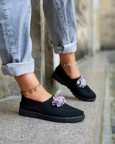 Royalfashion Schwarze Damen Stoffmokassins mit Kristallen Fezens