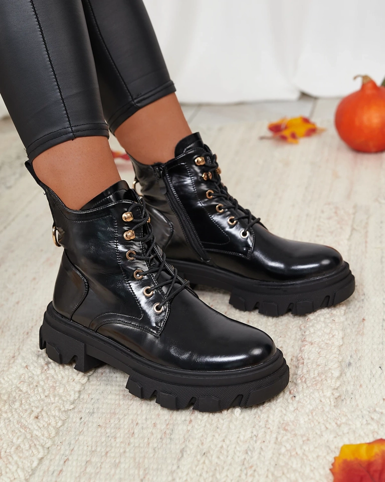 Royalfashion Schwarze isolierte Selori-Trapper-Stiefel aus Öko-Leder für Damen