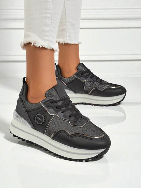 Damen-Sneakers Callista Nero mit 4 cm Plateau, ökologisches Leder