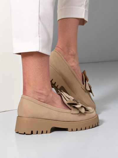 Royalfashion Eco-Suede Damenmokassins mit Floverse-Blume