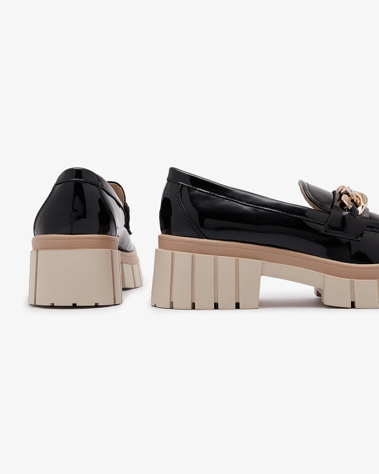 OUTLET Royalfashion Damen lackierte Mokassins in schwarz Aquan