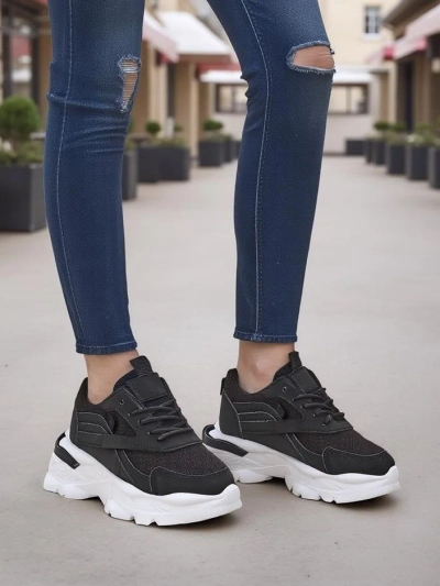 Royalfashion Damen Sport Sneakers auf einer Plattform Gerovis