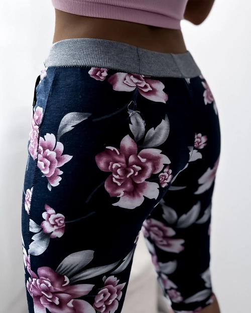 Темно-сині жіночі легінси 3/4 довжини з принтом