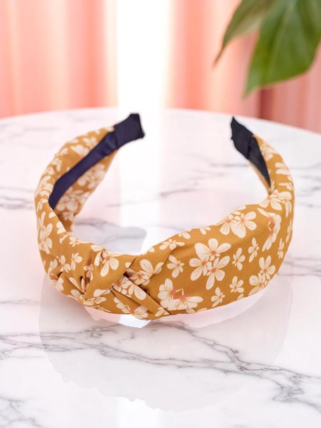 Royalfashion Haarband mit geflochtenem Blumenmuster Florinda