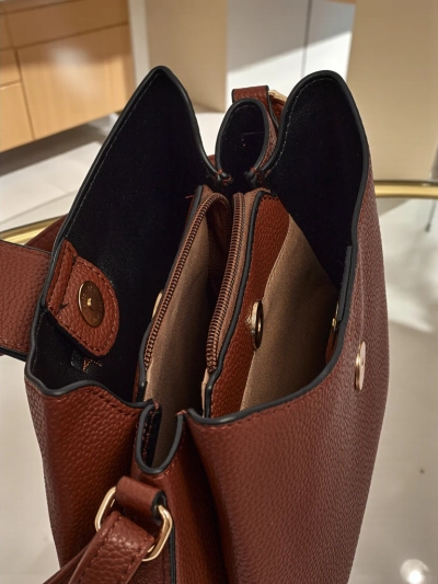 Kleine Damenhandtasche aus Öko-Leder Narias