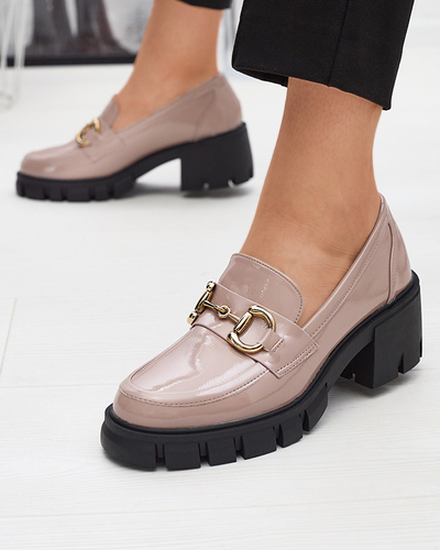 Hellbraune lackierte Damenmokassins mit Ornament Neriea - Footwear