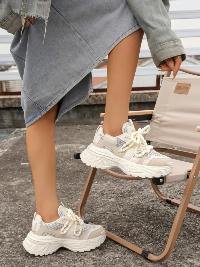 Royalfashion Damen sportliche Sneakers auf dickerer Sohle Loness