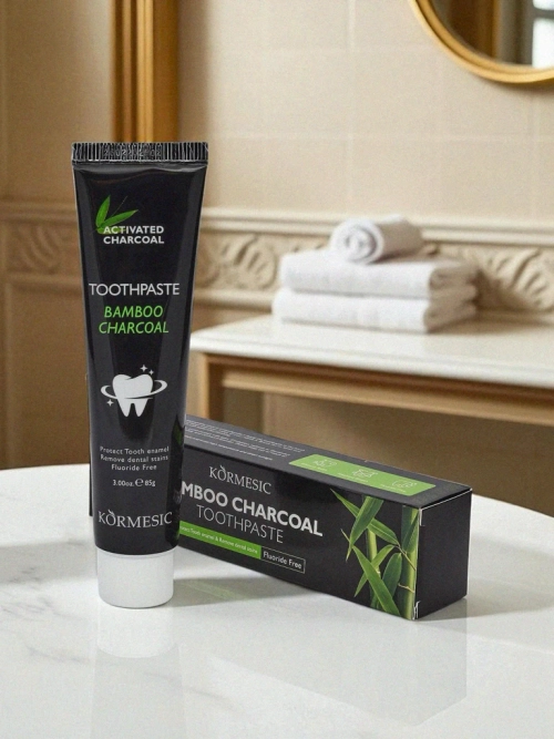Відбілююча зубна паста з бамбуковим вугіллям