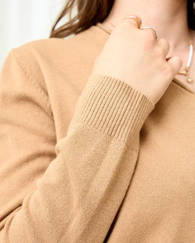 Royalfashion Camel Damenpullover mit Herzausschnitt