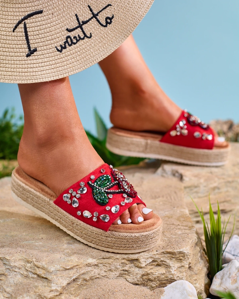 Royalfashion Rote verzierte Damen-Flip-Flops mit dicker Sohle Avadeka