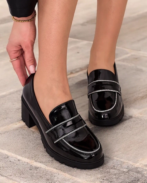 Жіночі лофери Royalfashion Befies з лакованим верхом