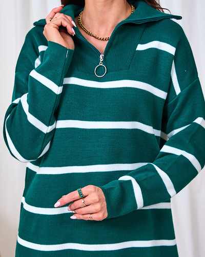 Royalfashion Grüner Damenpullover mit aufgeknöpftem Rollkragen