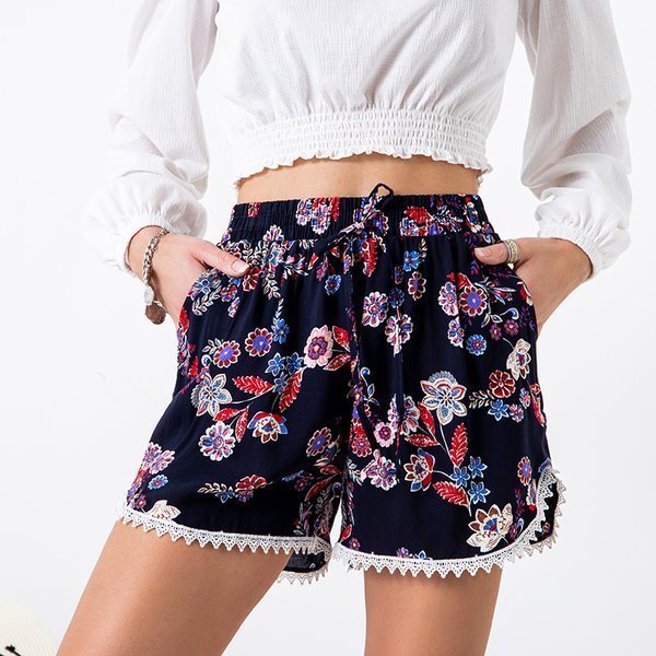 Marineblaue Shorts für Frauen mit roten Blumen - Kleidung
