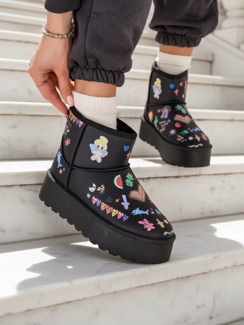 Роялфашн Короткe снігові чоботи з наклейками Hanaga для жінок