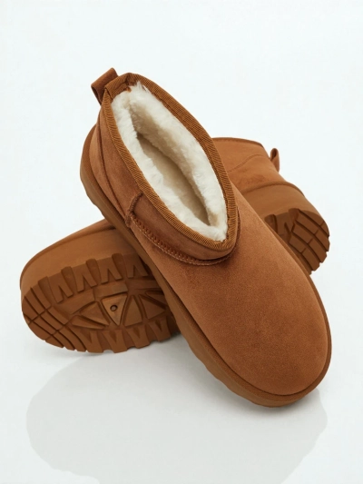 Kurze Damenstiefel a'la Schneestiefel Vespera