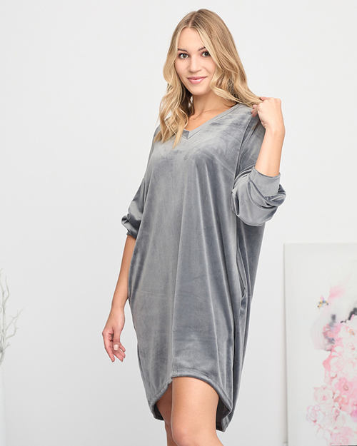 Довга жіноча туніка з темно-сірим значком - Одяг